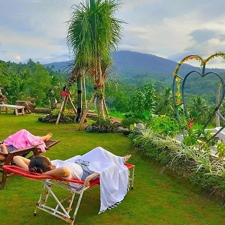 Villa Kts - Kubu Tepi Sawah à Selemadeg Extérieur photo