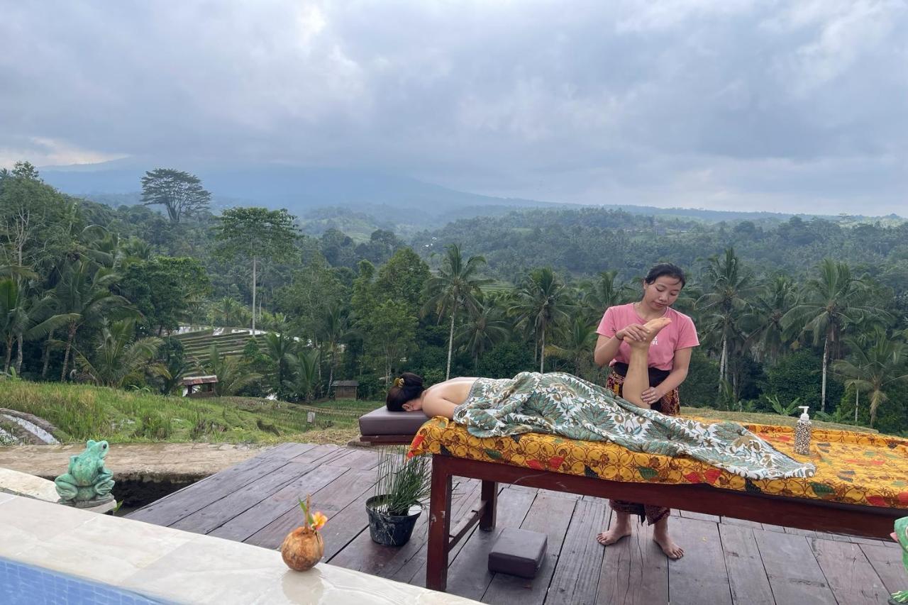 Villa Kts - Kubu Tepi Sawah à Selemadeg Extérieur photo