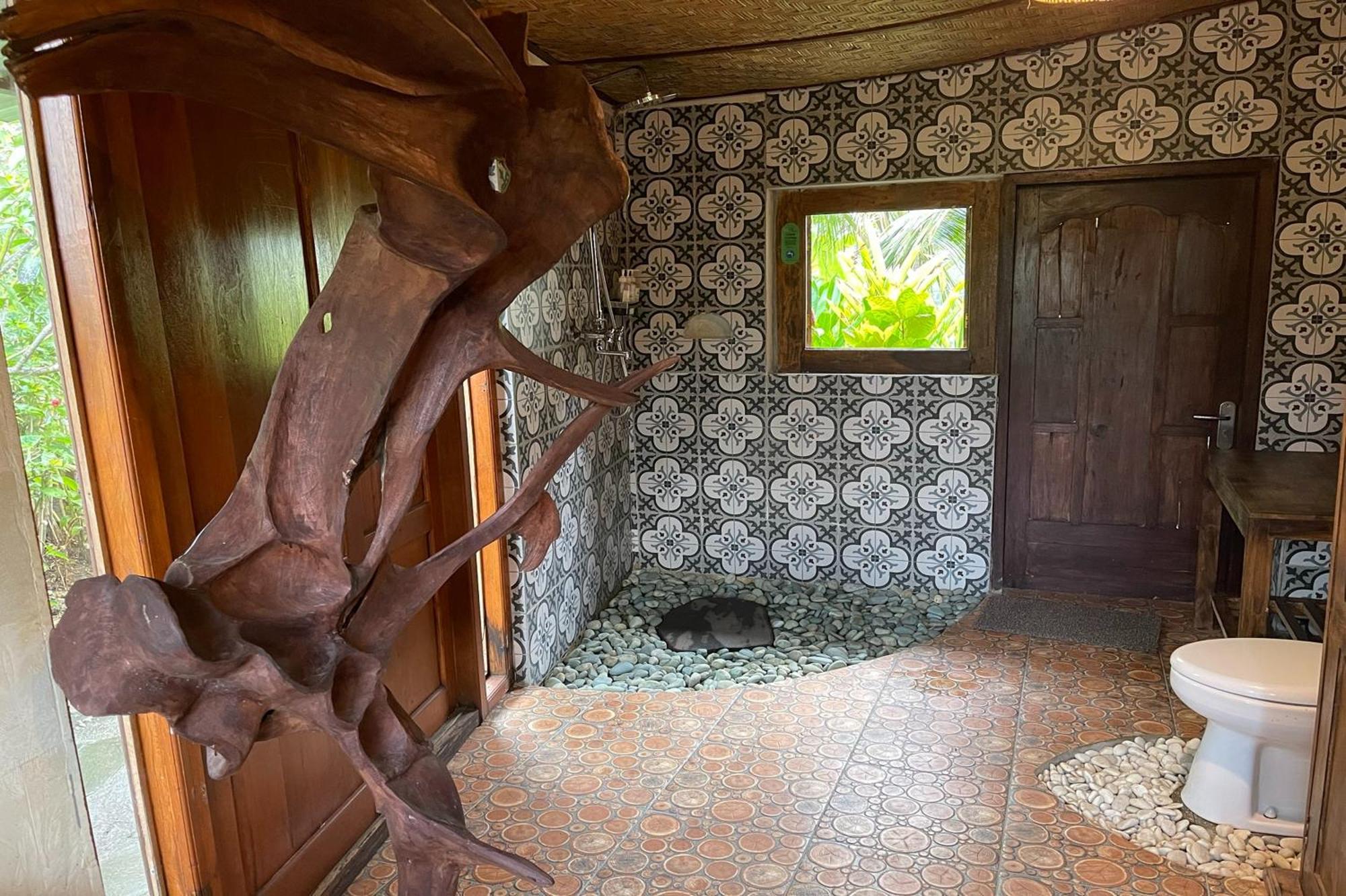 Villa Kts - Kubu Tepi Sawah à Selemadeg Extérieur photo