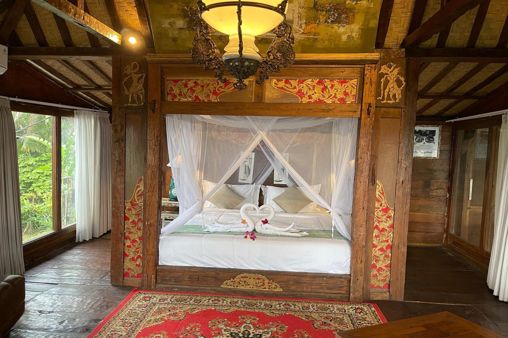 Villa Kts - Kubu Tepi Sawah à Selemadeg Extérieur photo