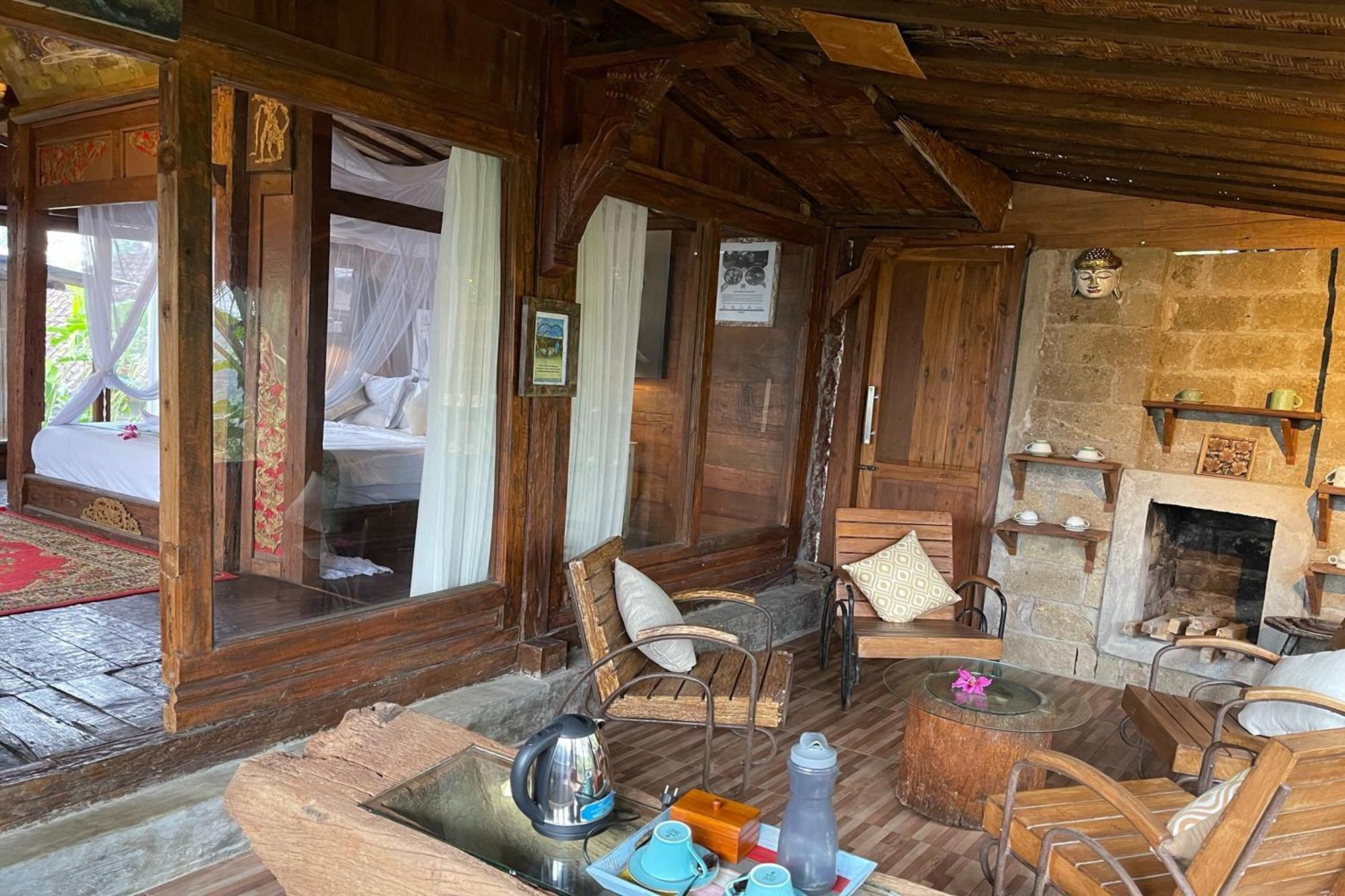 Villa Kts - Kubu Tepi Sawah à Selemadeg Extérieur photo